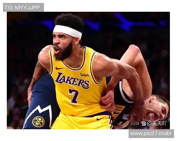 湖人15人阵容满员：签G联赛41+8+8三分后卫 放弃买断市场？